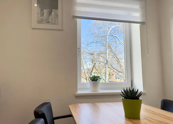 公寓 4 Minimum 30 Days