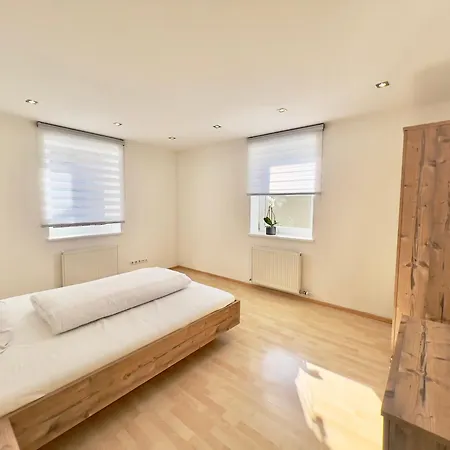 Apartment 4 Minimum 30 Days *
