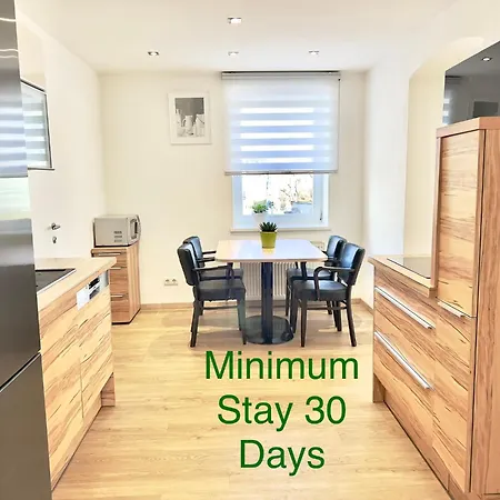 4 Minimum 30 Days * Innsbruck